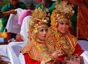 Pakaian Adat Sumatera Barat Jenis dan Ciri Khasnya