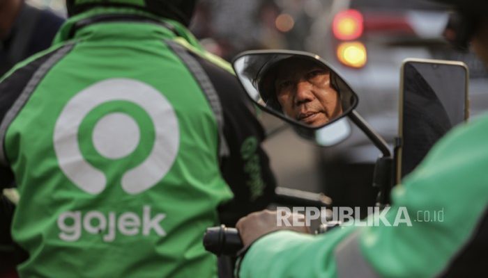 Dampak Downtime Twitter Ojek Online dan THR