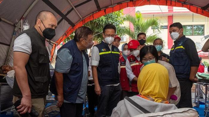 Bantuan untuk korban gempa bumi Melonguane magnitudo 3.9