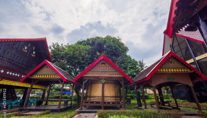 Arsitektur dan Filosofi Rumah Adat Aceh, Rumoh Aceh
