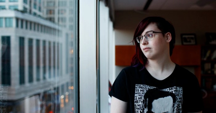 Dampak transpuan di ruang ganti perempuan sekolah Illinois