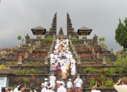 Pengaruh Kebudayaan India terhadap Indonesia menurut NJ. Krom