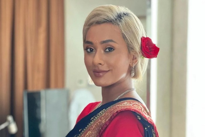 Perbandingan gaya Almira dan Kimmy Jayanti