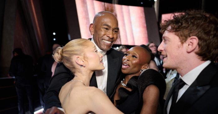 Apakah film Wicked mendapatkan Oscar terbaik 2025?