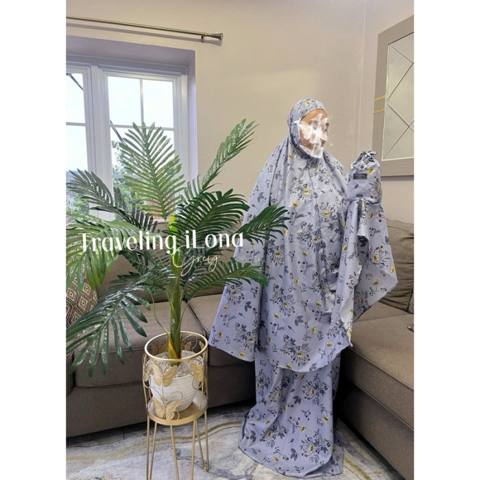 Viral mukena Katun Traveling Jumuna