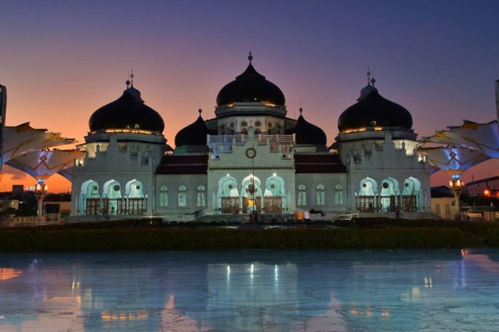 Waktu sholat subuh, zuhur, ashar, magrib, dan isya di Banda Aceh