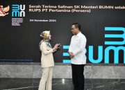 Bagaimana Simon Aloysius Mantiri Sukses di Usia Muda