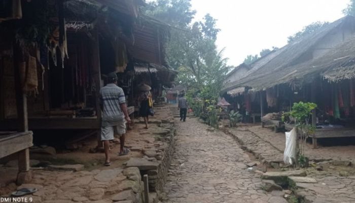 Ancaman Kepunahan Tradisi Kunutan Lebak dan Upaya Penyelamatannya