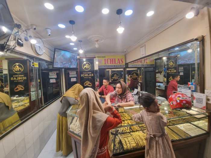 Harga emas 24 karat di toko emas Banda Aceh hari ini
