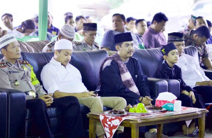 Bagaimana cara berpartisipasi dalam acara buka puasa King's College Ramadan?