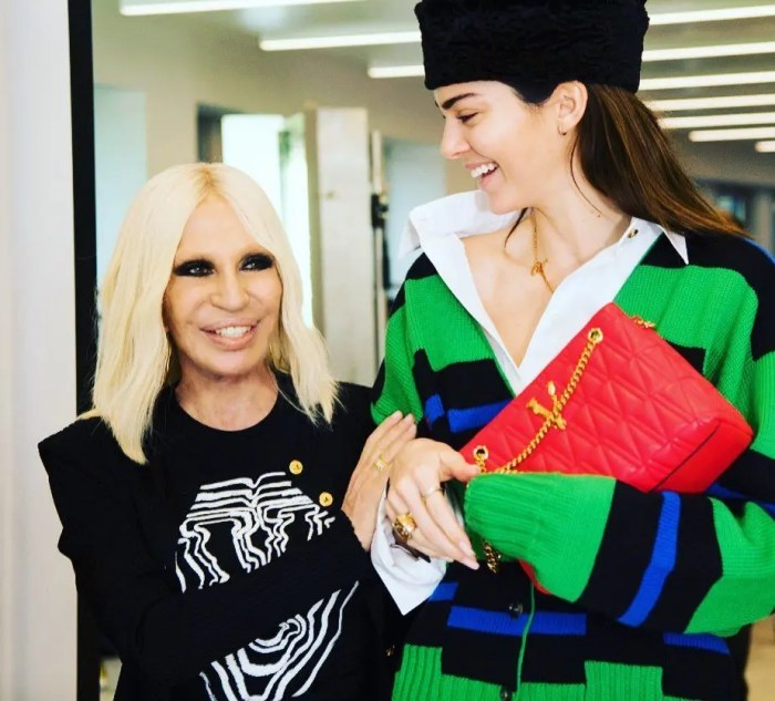 Donatella versace bareng desainer kenamaan potret supermodel
