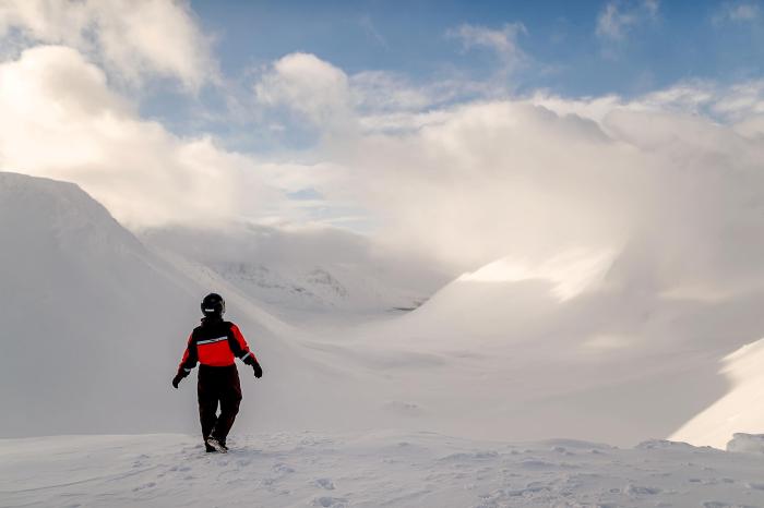 Bagaimana budaya muslim di Murmansk beradaptasi dengan musim?