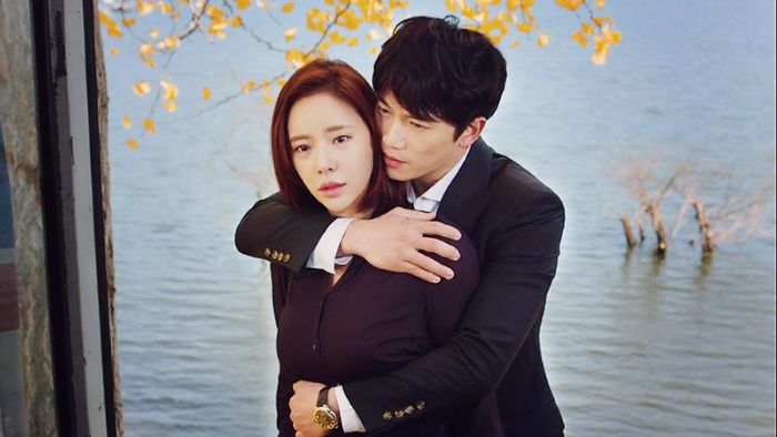 Hubungan asmara tersembunyi Melly Goeslaw dan Ariel NOAH yang jarang diketahui publik