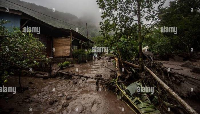 Kronologi Evakuasi Korban Banjir Bandang Cisarua Bogor
