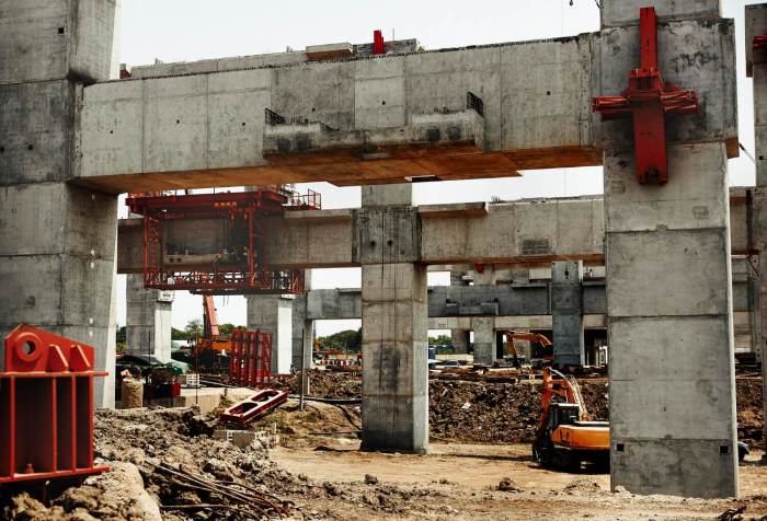 Bahaya korupsi bagi pembangunan daerah dan solusi KPK