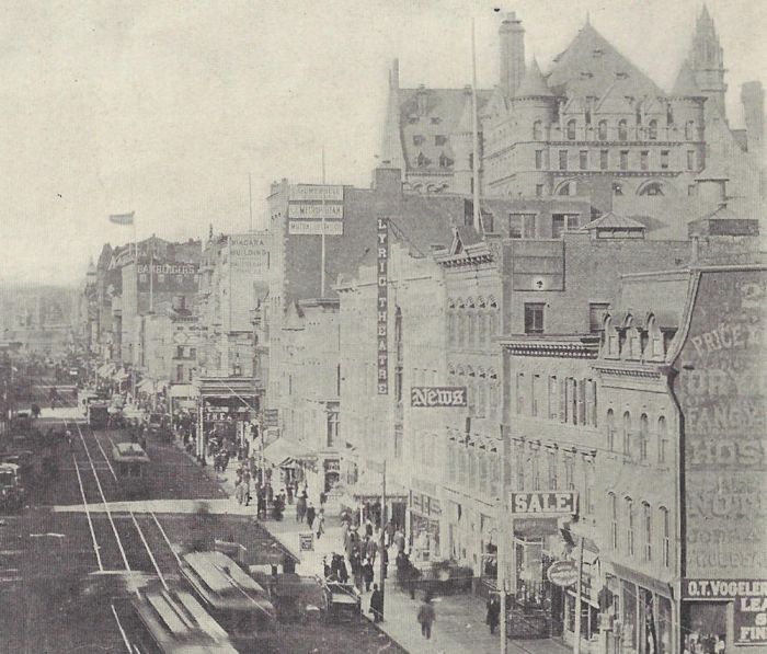 Market newark place 1900s early stock alamy cloudy lincolnshire skies royal under day