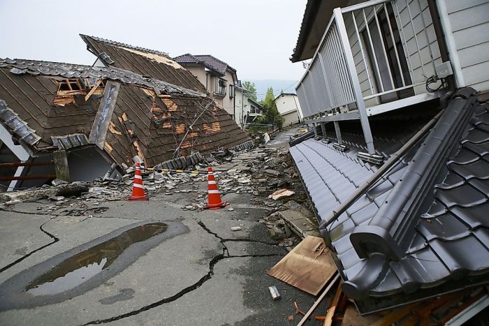 Gempa bumi lutim 5,0 skala richter penyebab dan lokasi episenter