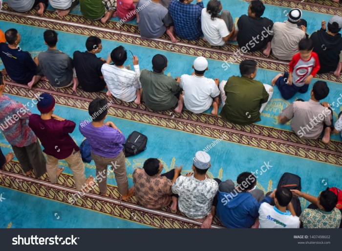 Bagaimana mendapatkan pahala maksimal salat tarawih berjamaah masjid