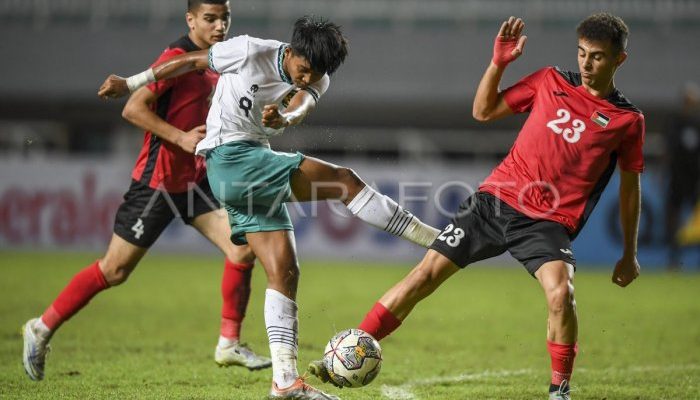 Kondisi lapangan latihan Timnas U17 Indonesia di Dubai Ramadhan