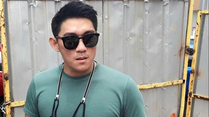 Perbandingan kualifikasi Ifan Seventeen dengan kandidat lain Dirut PFN