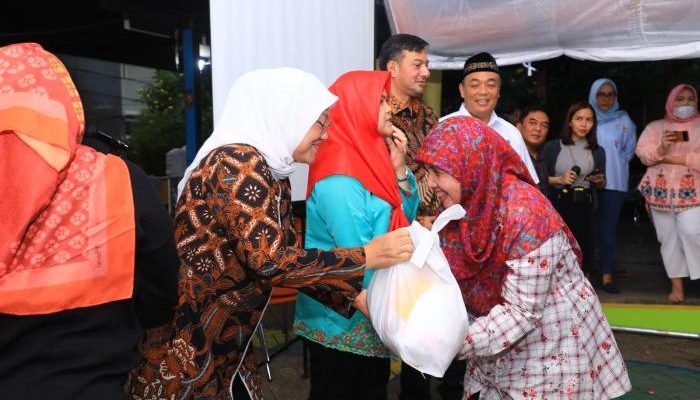 Dukungan Masyarakat untuk Korban Kebakaran Sukahaji