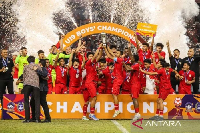 Tantangan pengelolaan bola dalam sepak bola usia muda