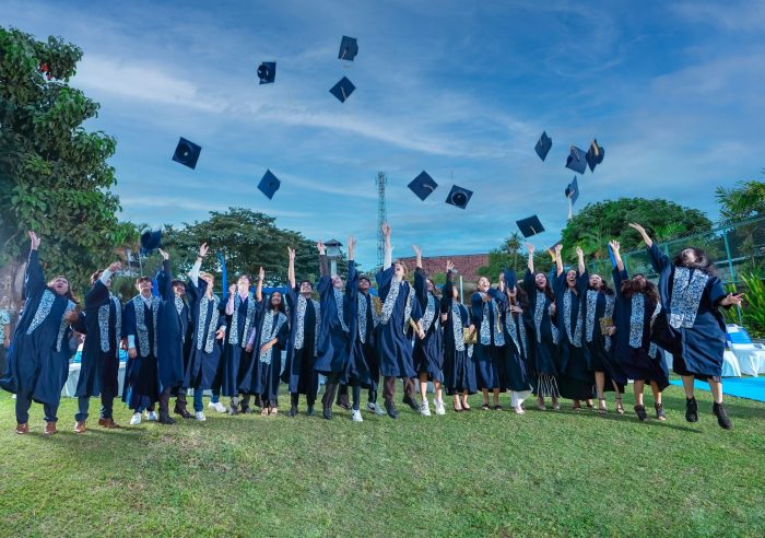 Bali Island School - Out With an Outstanding Score in With a New Principal