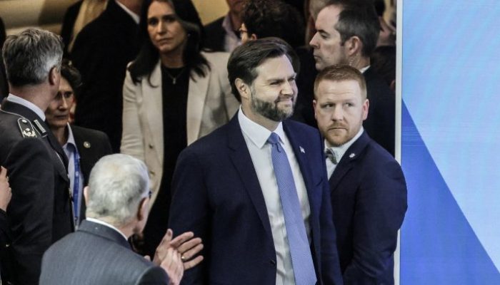 Informasi Lengkap Agenda Vance di India dan Italia