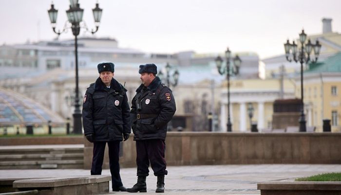 Reaksi Polisi Rusia Terhadap Vlogger Tanda L