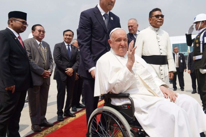 Tugas uskup agung jakarta dalam pemilihan paus