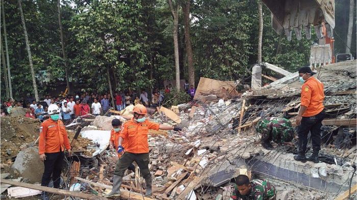 Respon cepat pemerintah terhadap gempa sangihe magnitudo 5