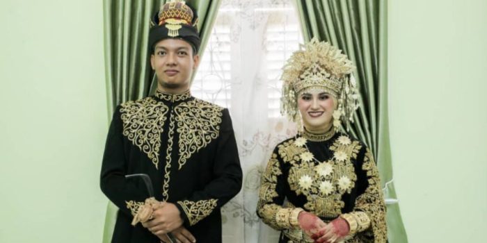 Perbedaan pakaian adat aceh laki-laki dan perempuan