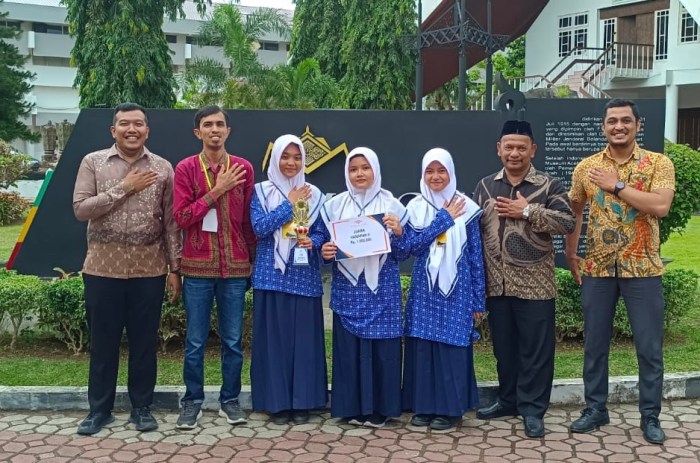 Profil dan prestasi akademik mtsn 2 aceh besar