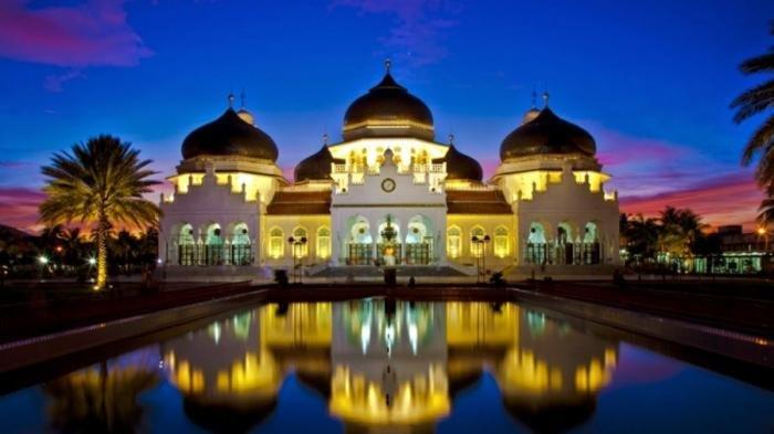 Jadwal lengkap waktu sholat banda aceh hari ini beserta arah kiblat dan penjelasan