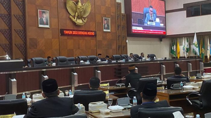 Pertemuan komisi iv dpr dengan stakeholder di aceh