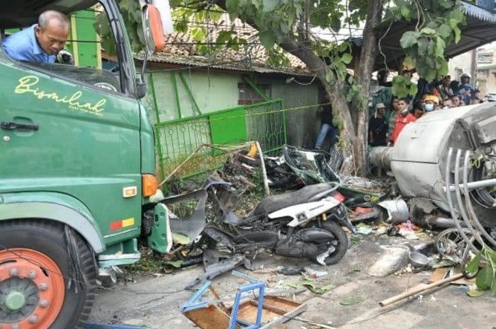 Pengakuan sopir travel tentang obat sebelum kecelakaan maut