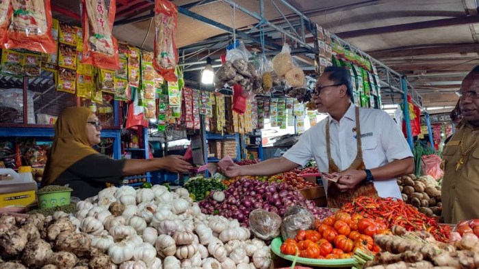 Prediksi harga semangka di pasar minggu depan 9 April 2025