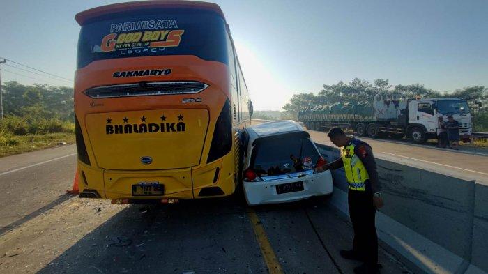 Kecepatan bus saat kecelakaan di tol kapal betung