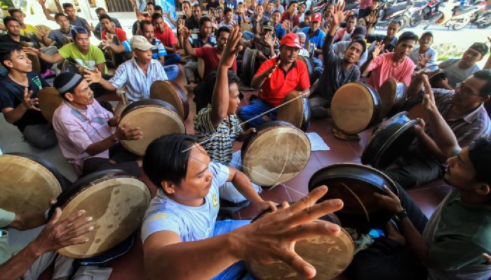 Alat Musik Khas Aceh Cara Memainkannya dan Sejarahnya
