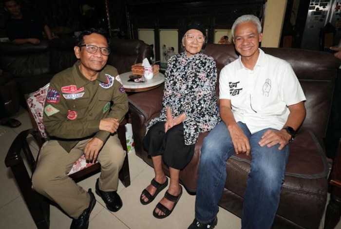Dukungan penggemar untuk keluarga bunda ifet