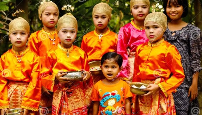 Informasi Detail Pakaian Adat Aceh Lengkap Gambar