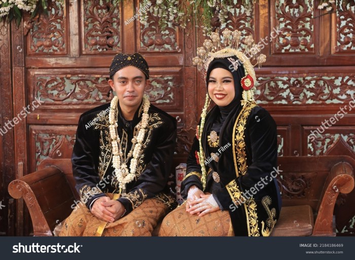 Deskripsi pakaian adat jawa tengah lengkap dengan gambar