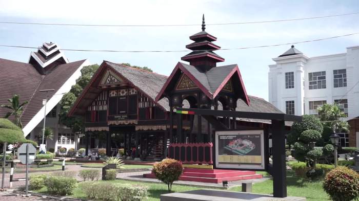 Lokasi rumah adat aceh di aceh