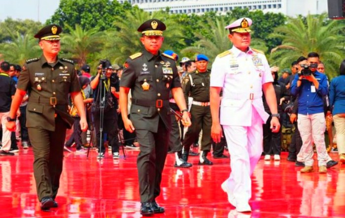 Perbedaan gaji perwira dan tamtama TNI 2025 dan faktor yang mempengaruhinya