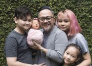 Perawatan Intensif Ayah Mona Ratuliu Sebelum Meninggal