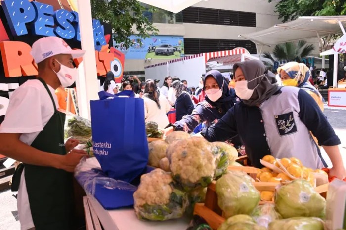 Kapan antrean otosistem pasar jaya untuk sembako dibuka