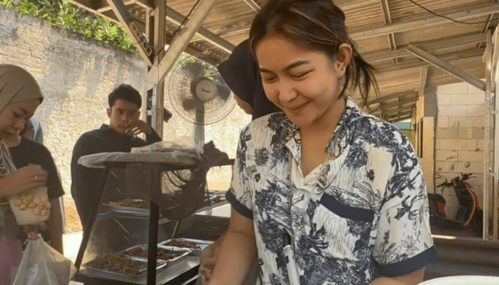 Perkembangan Hubungan Eriska Nakesya dan Young Lex