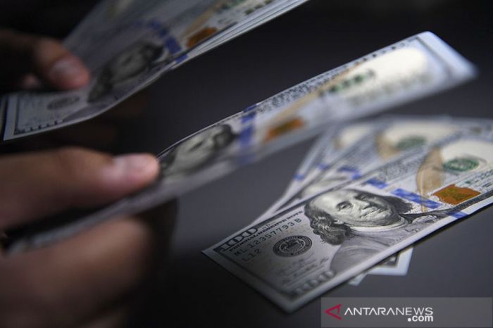 Strategi mengatasi inflasi lemah dan penurunan nilai tukar dolar AS
