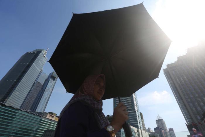 Perbandingan intensitas panas jakarta dengan tahun-tahun sebelumnya