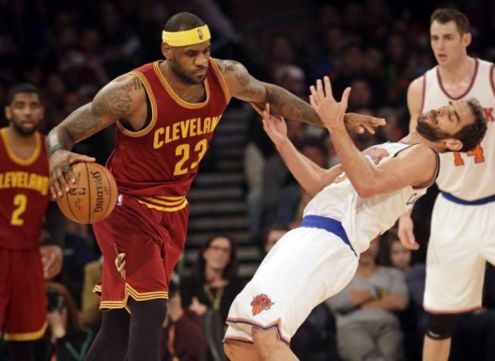 Bola foul pelanggaran pertandingan macam atau kompas